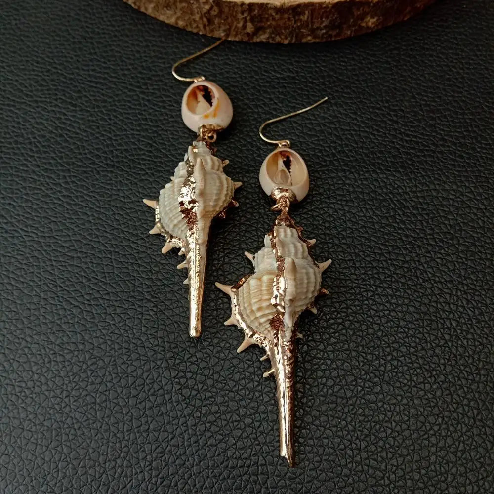 Natural Cowrie Shell SeaSnail Gold color plated Drop Hook earrings Bohemian Fashion Ocean Summer Beach  Female Jewelry Gift
