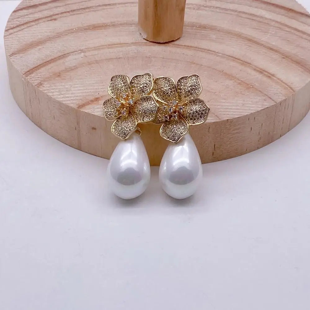 White Sea Shell Pearl Teardrop Shape Drop Earrings Handmade Stud Earring For Women Party Wedding