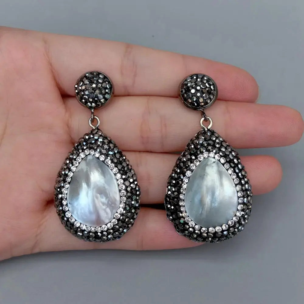 Natural White Sea Shell Teardrop Shape Drop Black Crystal Paved Earrings Women Wedding Earrings